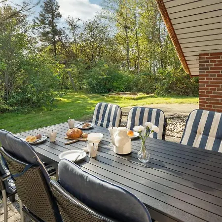 Holiday home Albin - 2-8km From The Sea By Interhome
