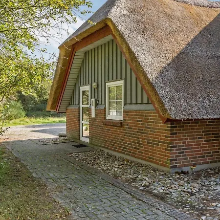 Holiday home Albin - 2-8km From The Sea By Interhome *